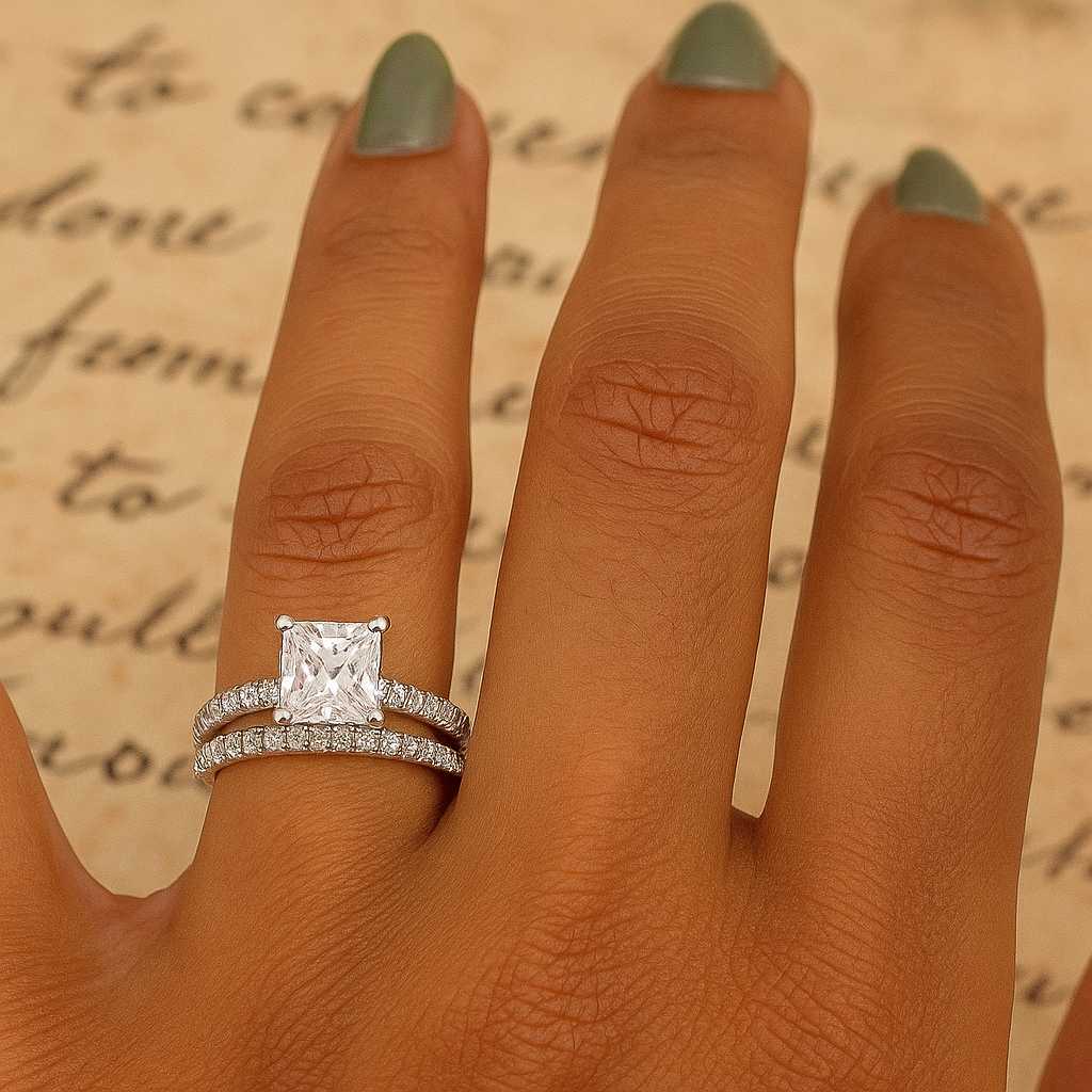 The Sparkling Princess Stack Ring